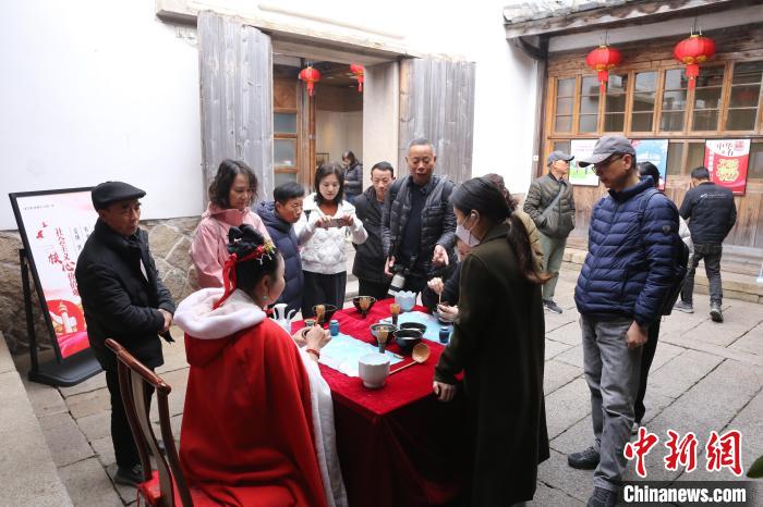 今日分享“福州十八扑怎么开挂”专业师傅带你详细了解 