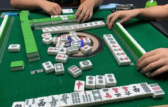我来教教大家“家乡麻将开挂怎么弄”详细教程辅助工具