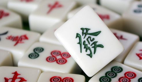 火爆全网!跳跳红中麻将开挂软件!其实确实有挂的