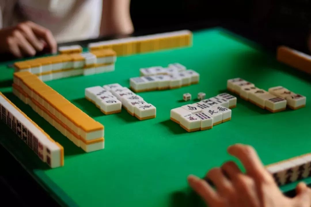 终于懂了！网易棋牌麻将其实是有挂的(怎样容易赢)