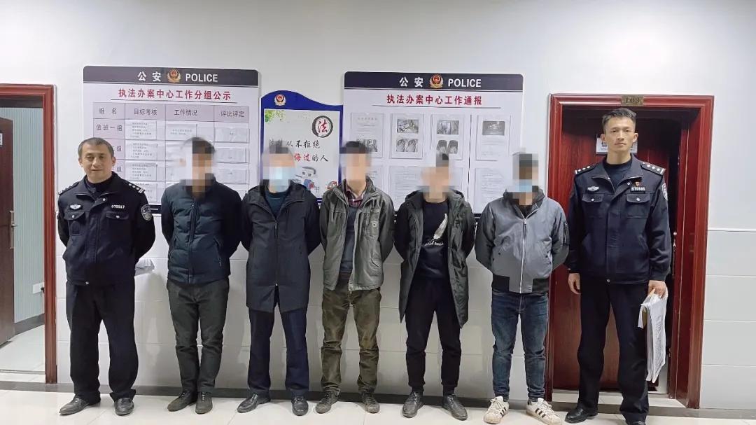 给大家爆料一下实用普通扑克斗牛先进工具仪器《详细教程 新浪科技》